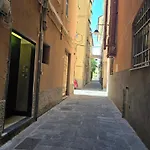 Porto Antico Silenzioso & Moderno - Acquario E Centro Congressi Daire *
