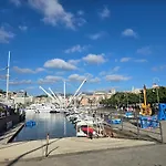 Apartment Porto Antico Silenzioso & Moderno - Acquario E Centro Congressi *